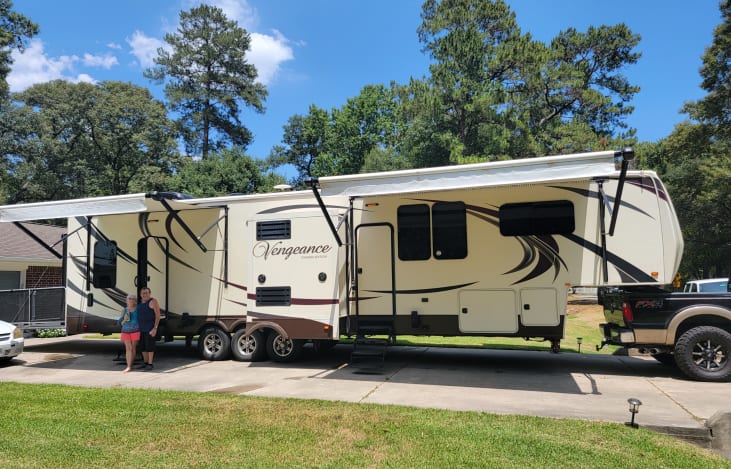 2014 Forrest River 39B12 Toy Hauler