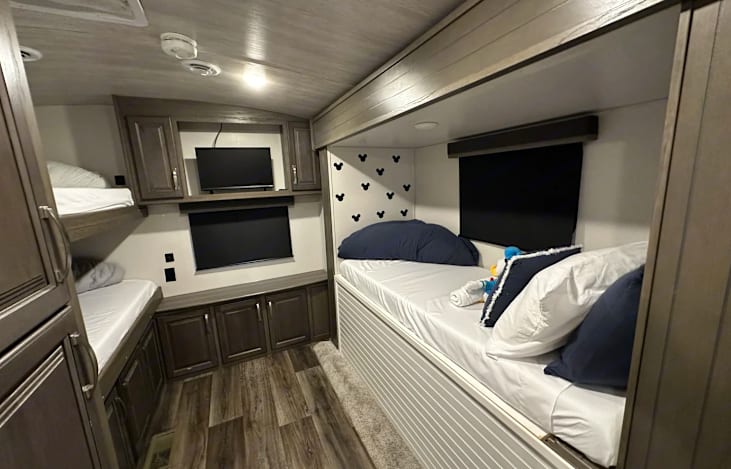 Bunk room