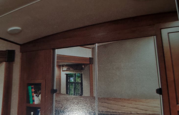 Mirrors in Master (closet doors)