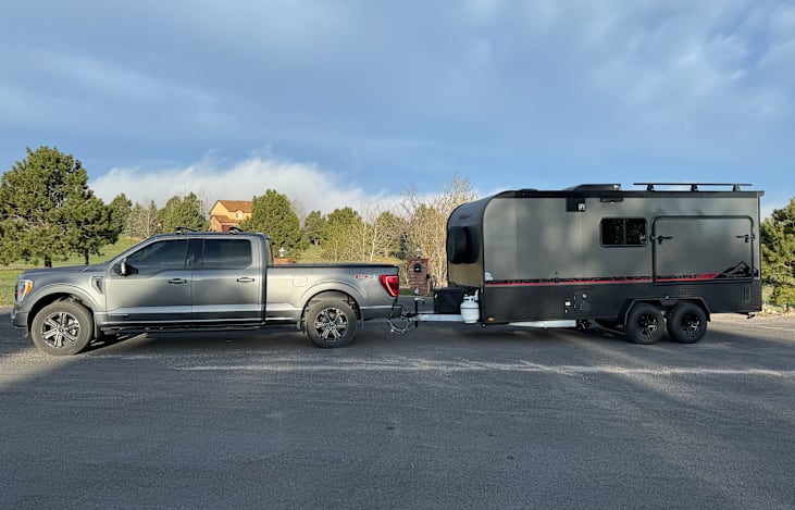 Easy to tow with any vehicle rate for 7000lbs or higher.