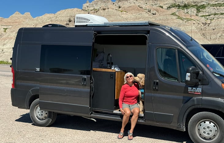 Adventure awaits in this fully equipped camper van!