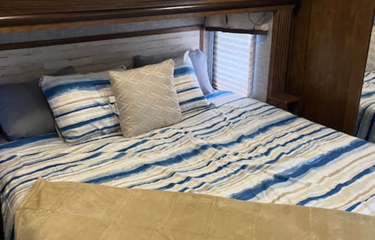 King bed in master