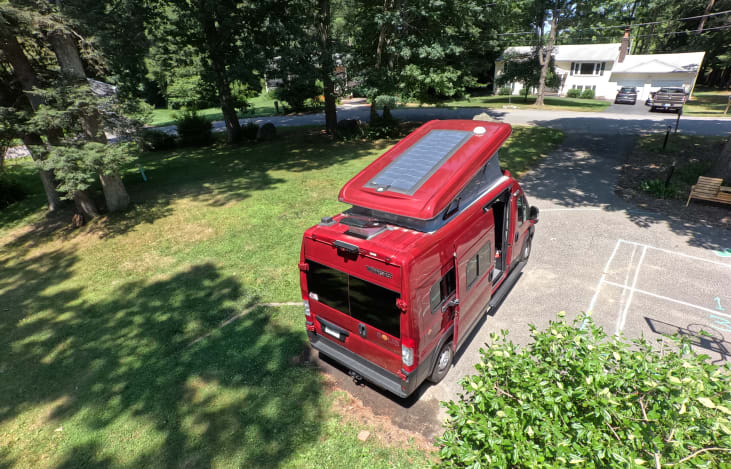 Solar panel roof for on-the-go charging all day long