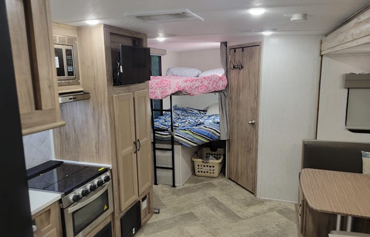 twin bunk beds