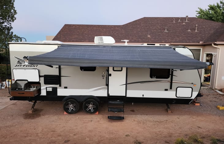 outdoor kitchen