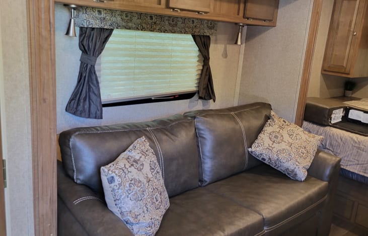 Jackknife sofa