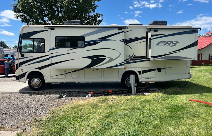 LEFT SIDE OF MOTOR HOME