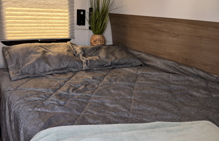 Queen bed