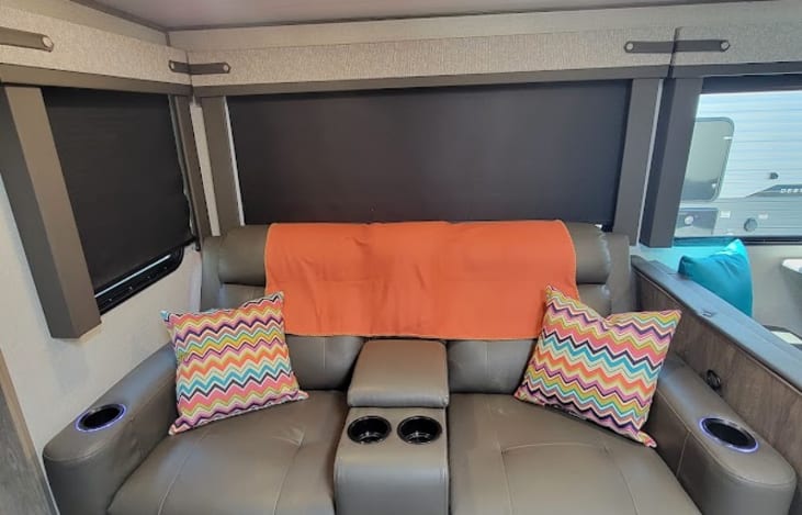 Recliner Seating