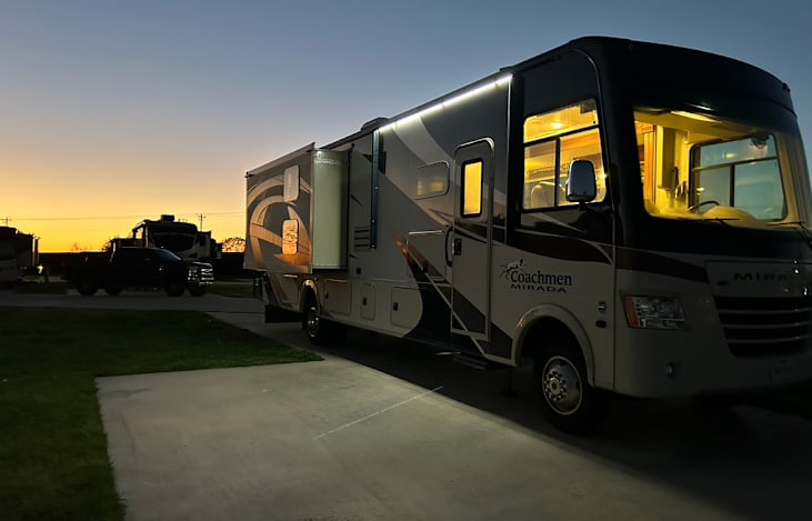 Welcome to our home away from home... "Shorty's Place."  Now that our 3 kids are in College, we want to share our hideaway when we're not adventuring, with those that enjoy glamping at it's best!