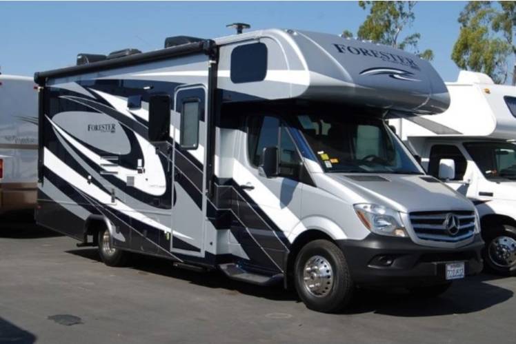 2018 Mercedes Benz 25 Rv1 Luxury Hotel On Wheels Rv Rental In