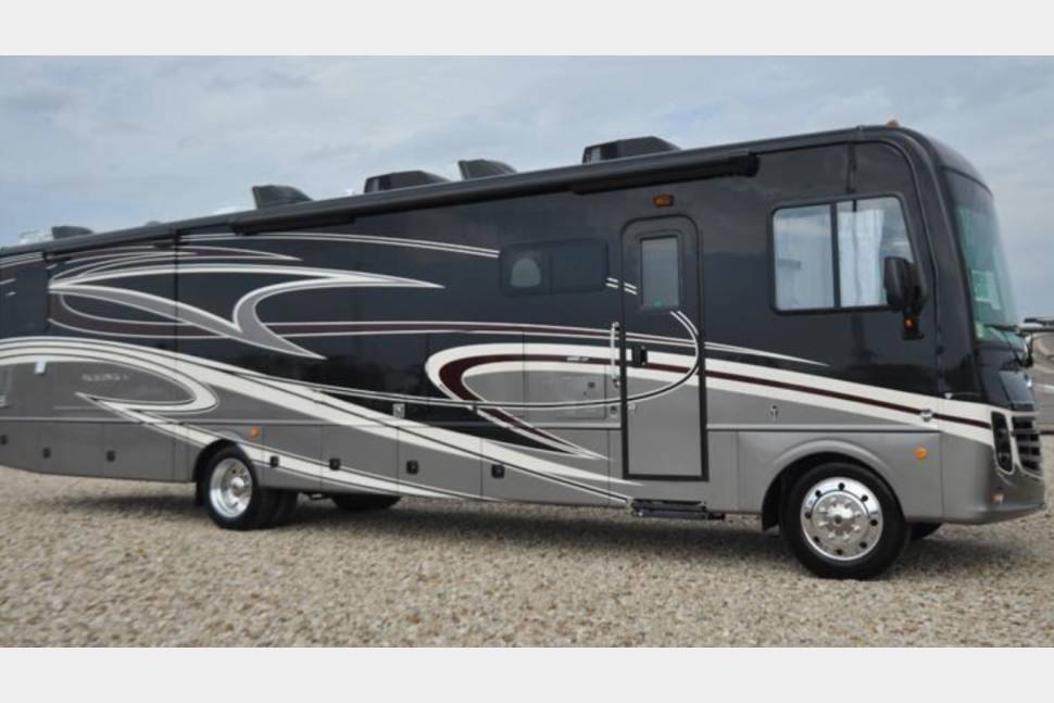 2018 Holiday Rambler Vacationer XE 36F RV Rental In Flower Mound 2018 Holiday Rambler Vacationer XE 36F RV Rental In Flower Mound