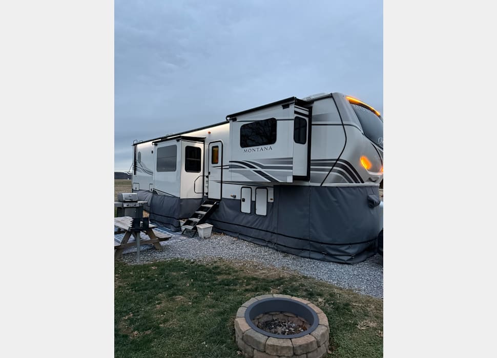 Fifth Wheel rentals in Elizabethtown