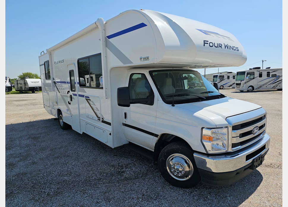 Class C Motor Home rentals in Waxahachie