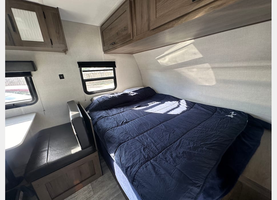 Los LunasRV rentals
