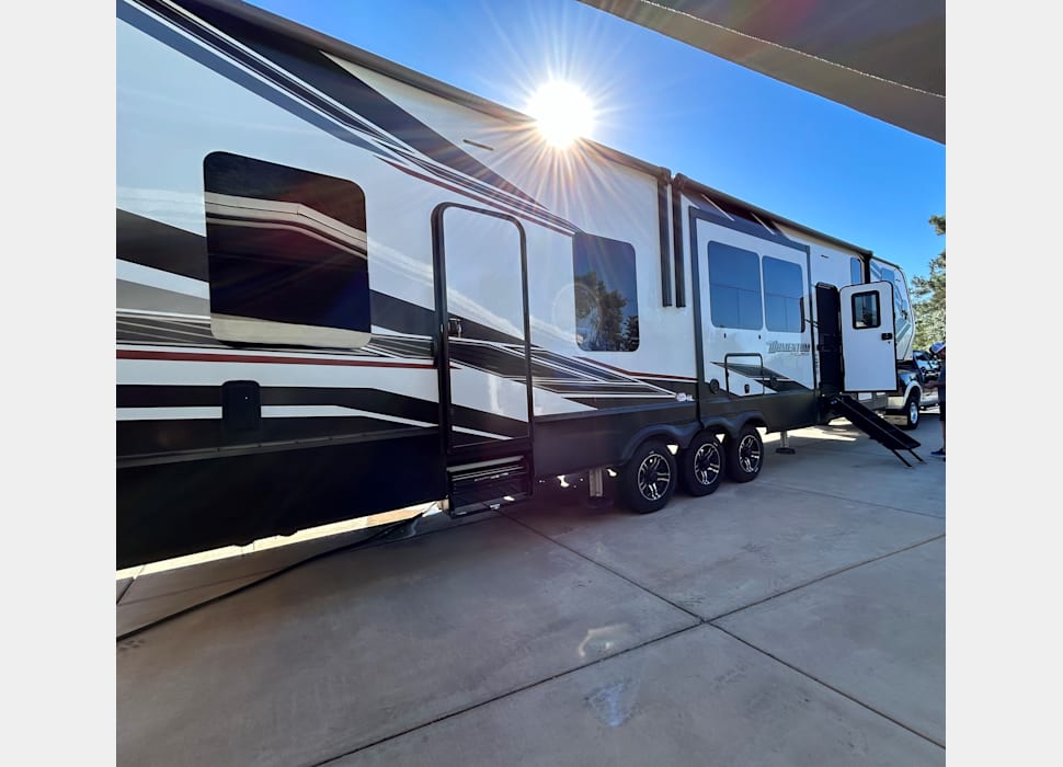 Fifth Wheel rentals in Phoenix