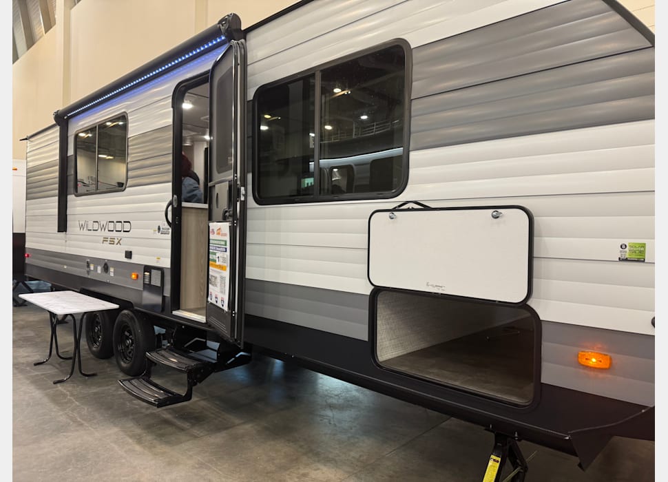 Travel Trailer rentals in ROCKFORD