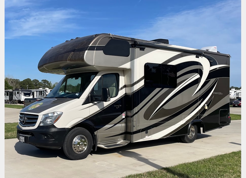 Class C Motor Home rentals in Richmond