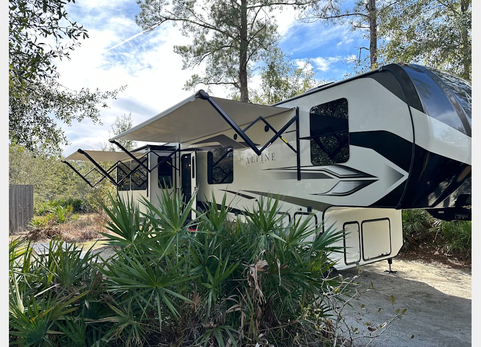 Fifth Wheel rentals in OCALA