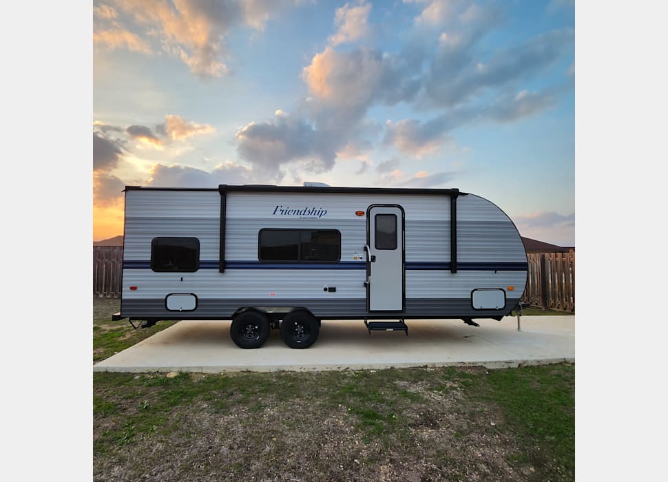 Travel Trailer rentals in Glen Rose