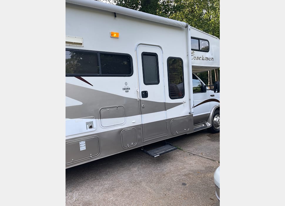 Class C Motor Home rentals in Hattiesburg