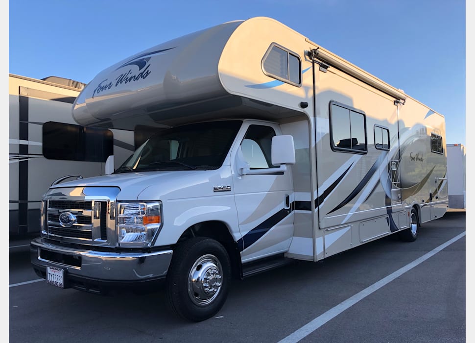 Class C Motor Home rentals in Orlando