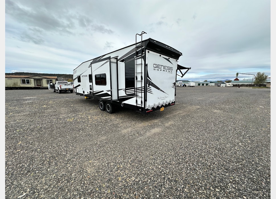 Toy Hauler rentals in Bend