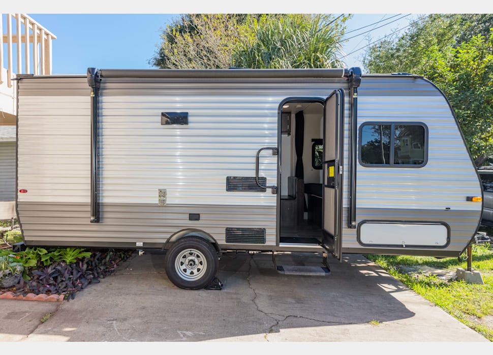 Travel Trailer rentals in Morriston
