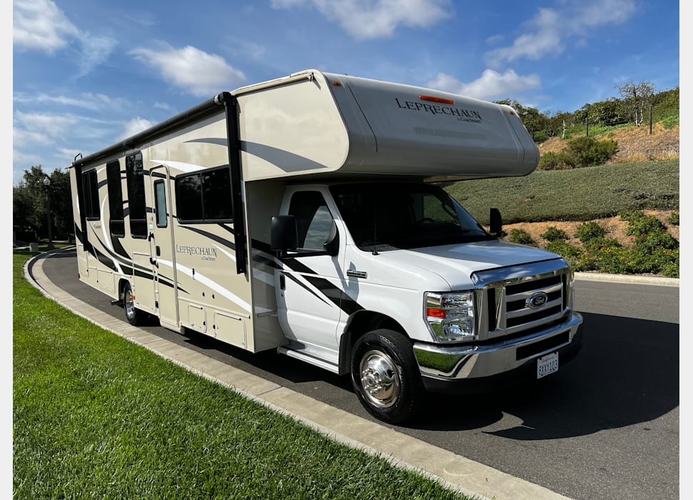 Class C Motor Home rentals in Anaheim