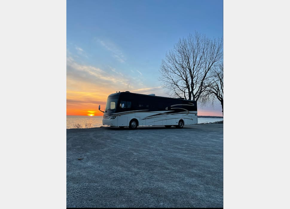 Class A Motor Home rentals in Lorain