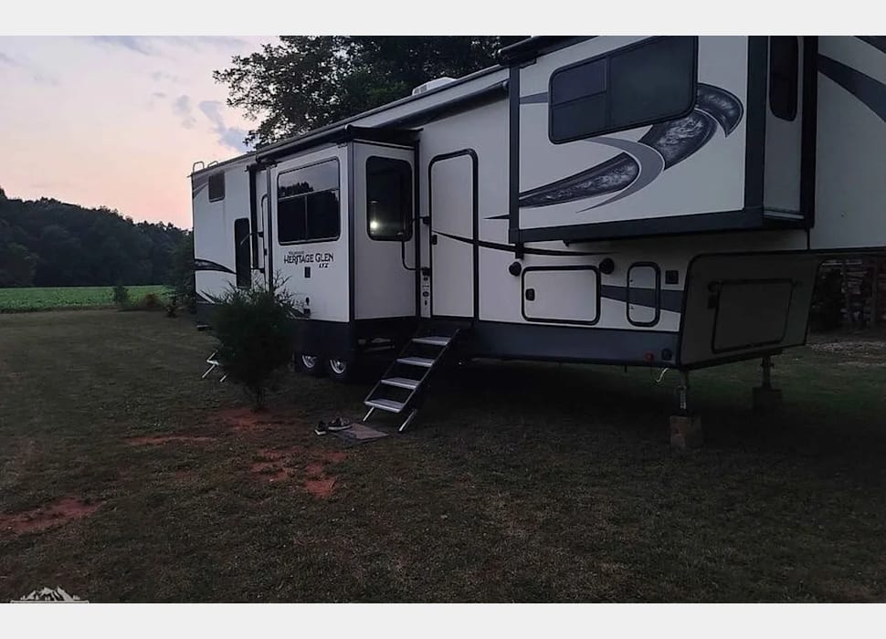 Fifth Wheel rentals in Lake Buena Vista