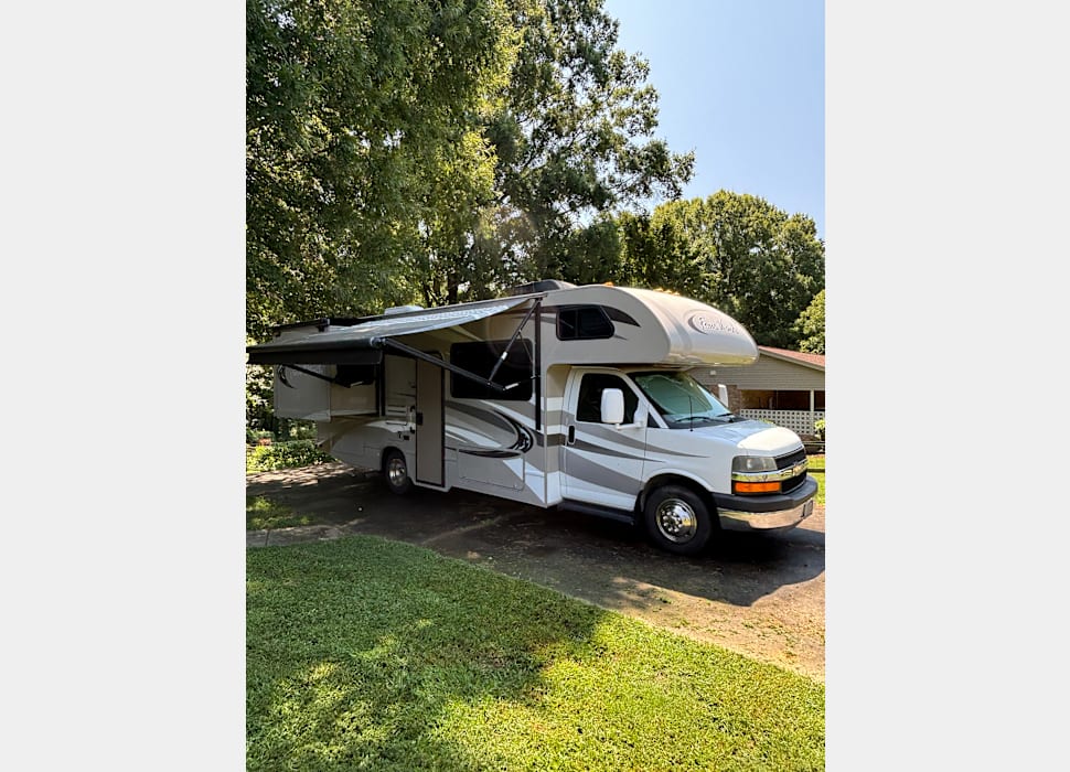 Class C Motor Home rentals in Terrell