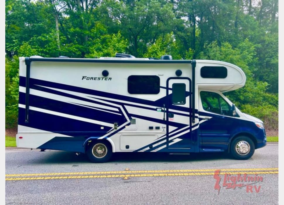 Class C Motor Home rentals in Acworth