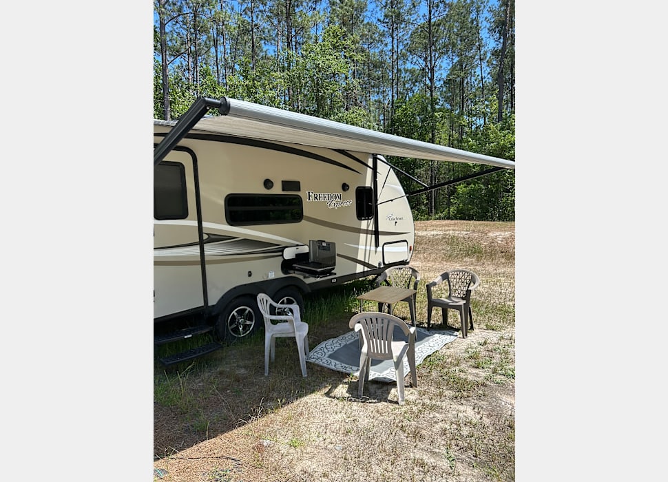 Travel Trailer rentals in LAKE PARK