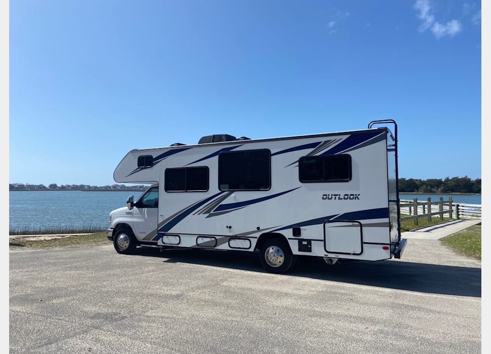 Class C Motor Home rentals in Castle Hayne