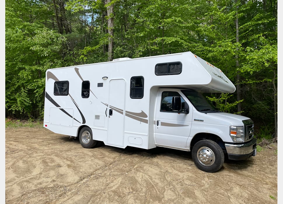 Class C Motor Home rentals in Southbury