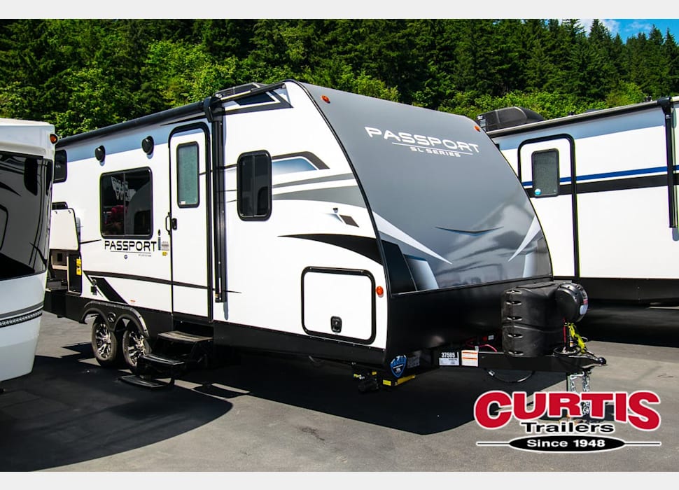 Travel Trailer rentals in Hood River
