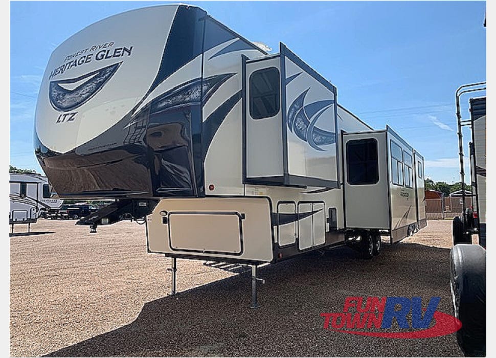 Fifth Wheel rentals in Fort Worth