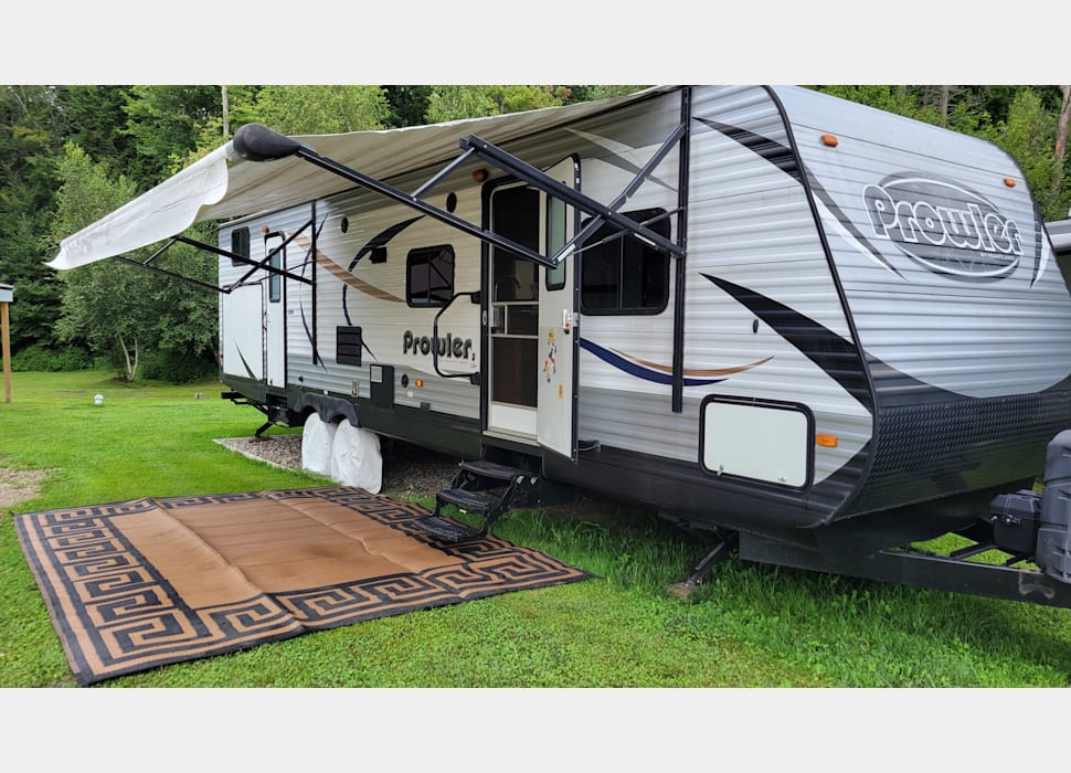 Travel Trailer rentals in Oneida