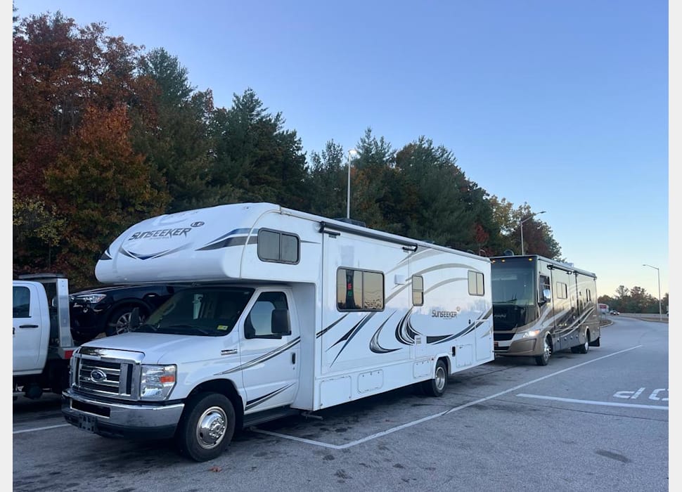 Class C Motor Home rentals in Canton