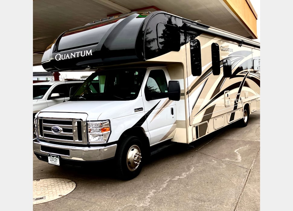 Class C Motor Home rentals in Highlands Ranch