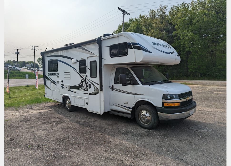 Class C Motor Home rentals in Madison