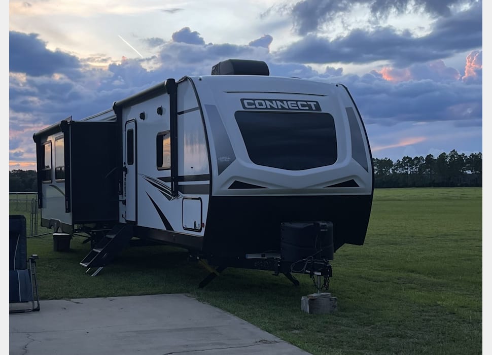 Travel Trailer rentals in Troy