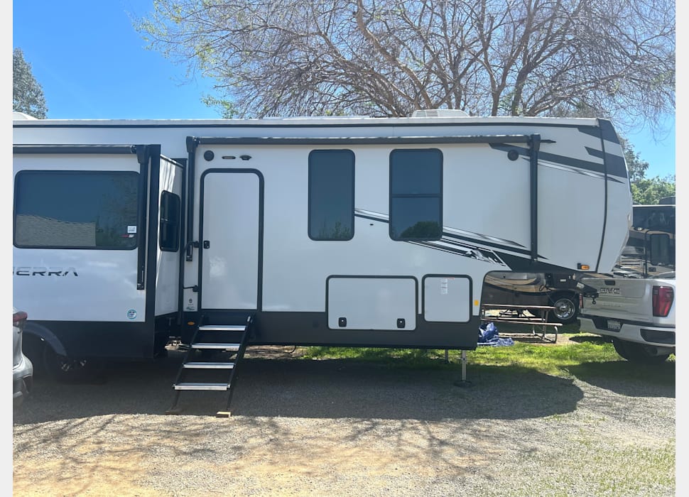 Fifth Wheel rentals in Menifee