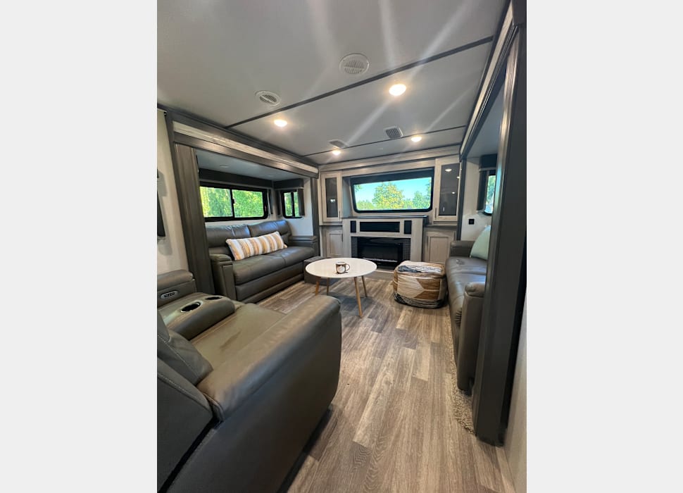 Fifth Wheel rentals in Gooding