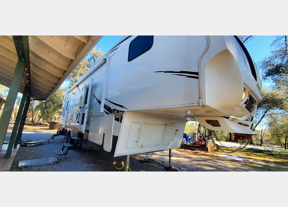 Fifth Wheel rentals in Chico