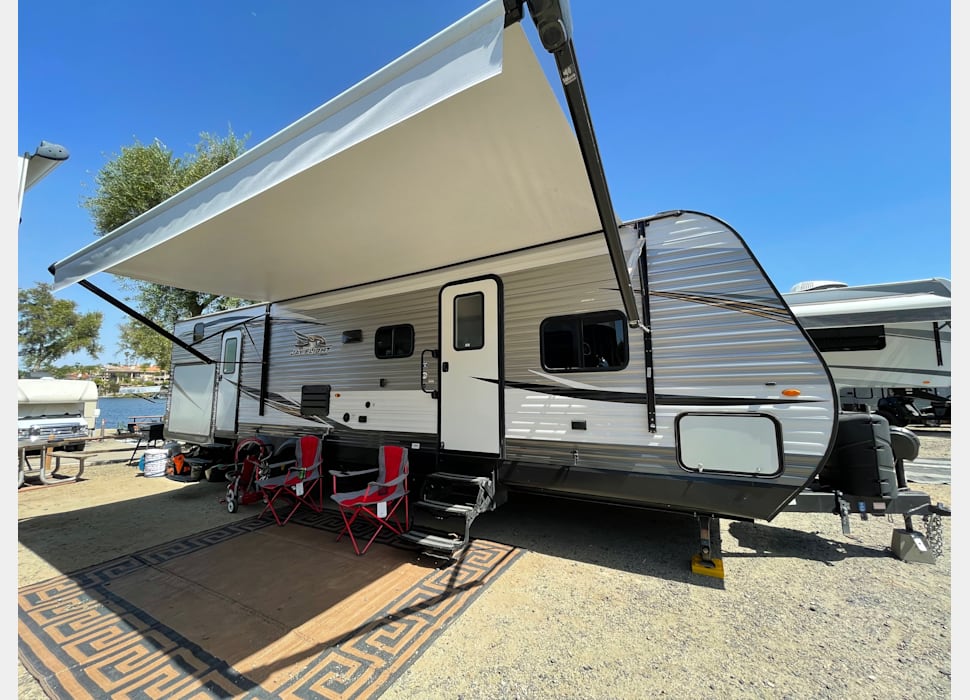Travel Trailer rentals in Costa Mesa