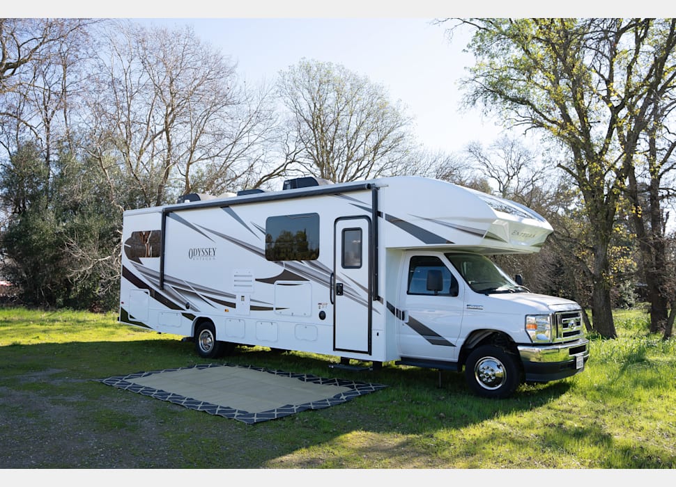 Class C Motor Home rentals in Elk Grove