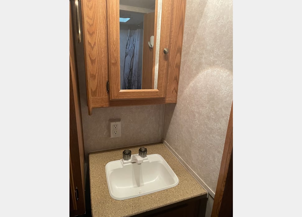 Fifth Wheel rentals in Colville
