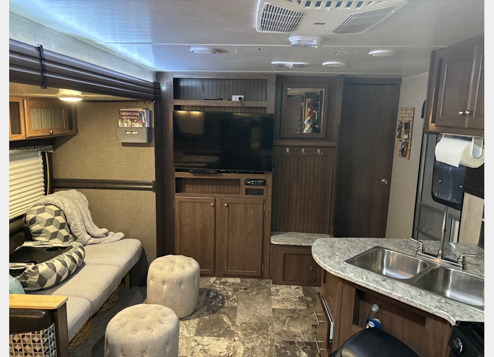 Travel Trailer rentals in Navarre